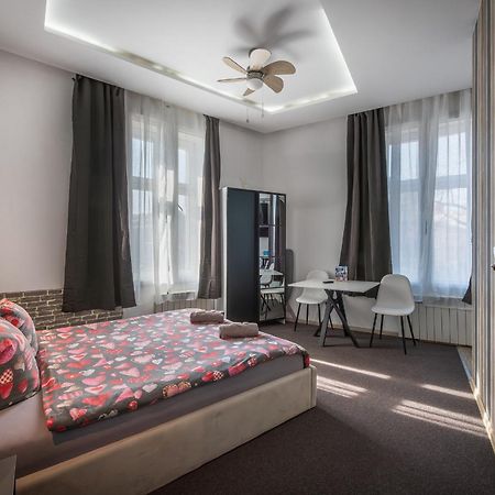 70S Guest Room Krakow Ngoại thất bức ảnh