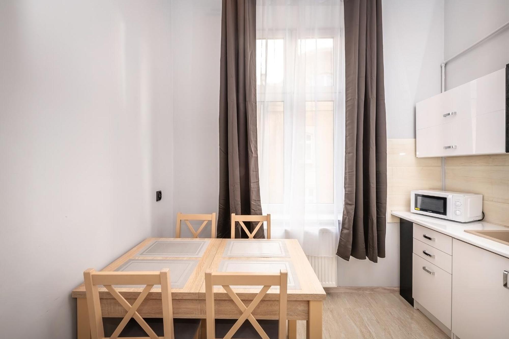 70S Guest Room Krakow Ngoại thất bức ảnh