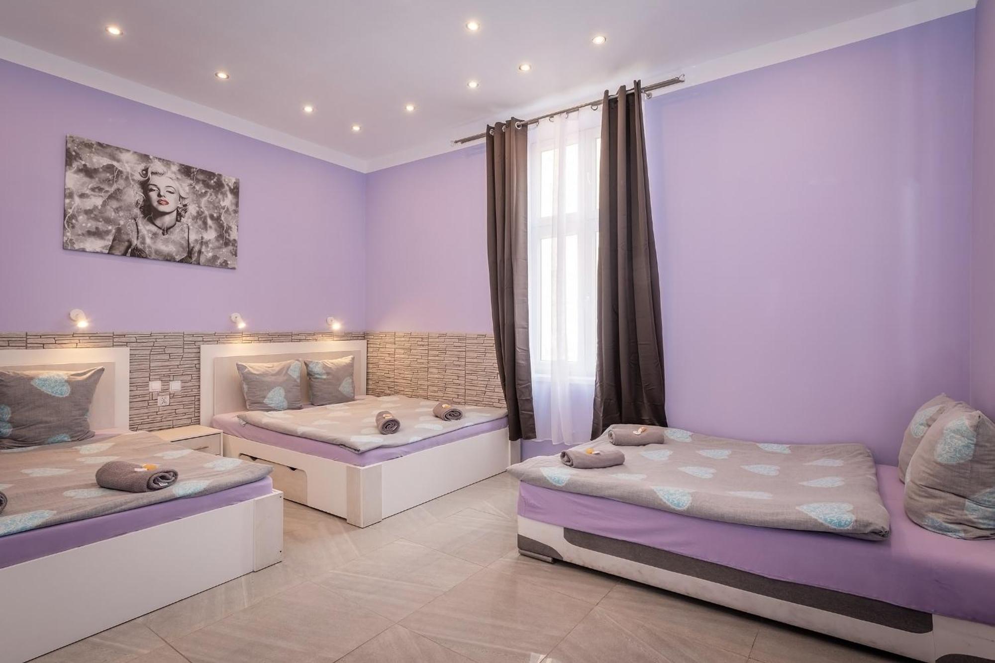 70S Guest Room Krakow Ngoại thất bức ảnh
