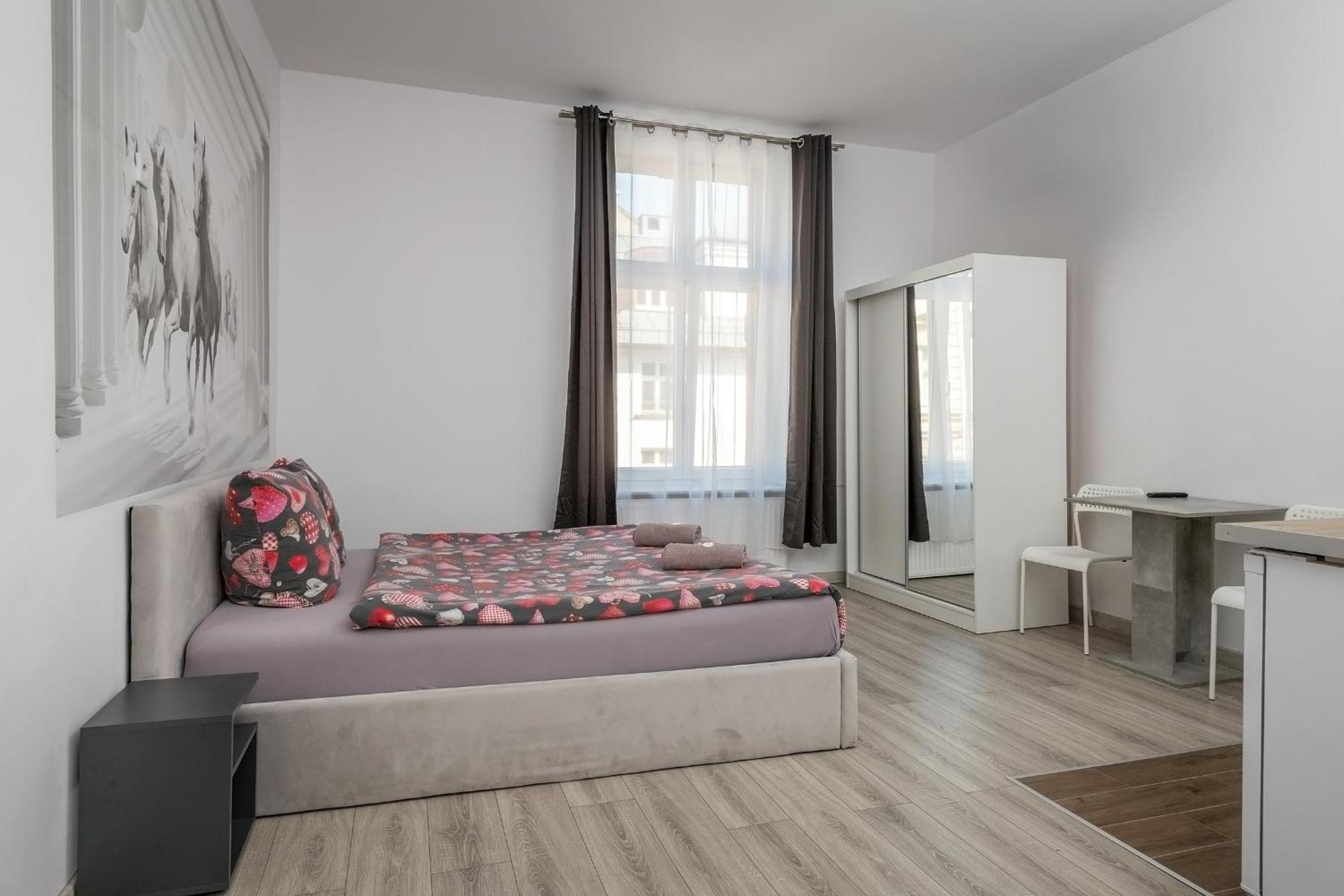 70S Guest Room Krakow Ngoại thất bức ảnh