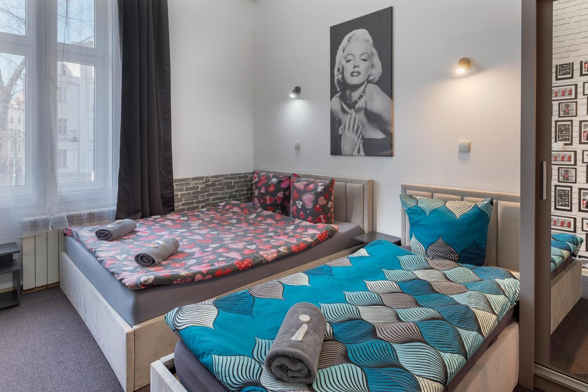 70S Guest Room Krakow Ngoại thất bức ảnh